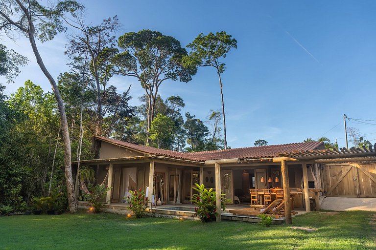 Casa Licurí Trancoso | Encanto rústico-chic y piscina