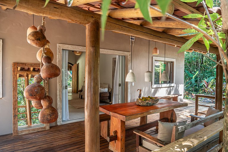 Casa Pequi Trancoso: Rustic Charm and Atlantic Forest