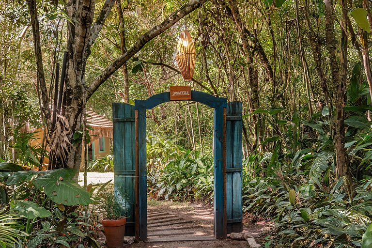 Casa Pequi Trancoso: Charme Rústico e Mata Atlântica