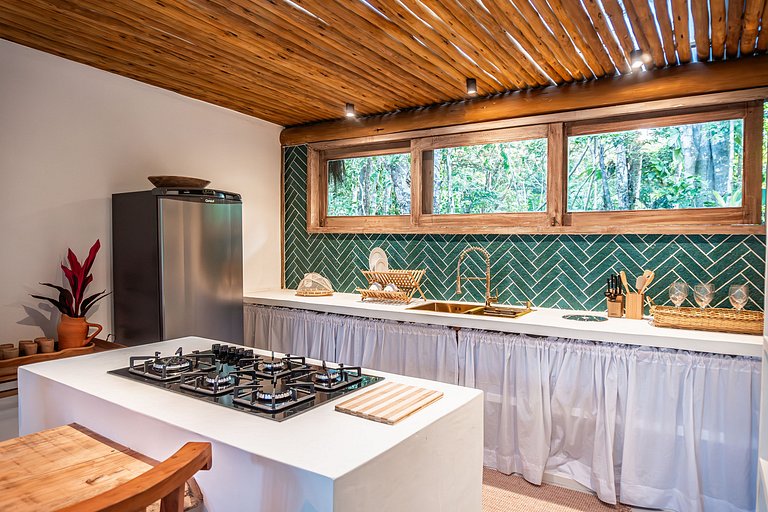 Casa Caqui Trancoso | Immersed in Nature with Swimming Pool
