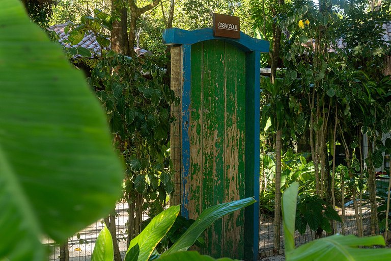 Casa Caqui Trancoso - Cravejada em reserva natural