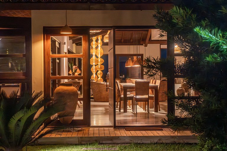 House Sapucaia, Trancoso, with ocean view and infinity pool.