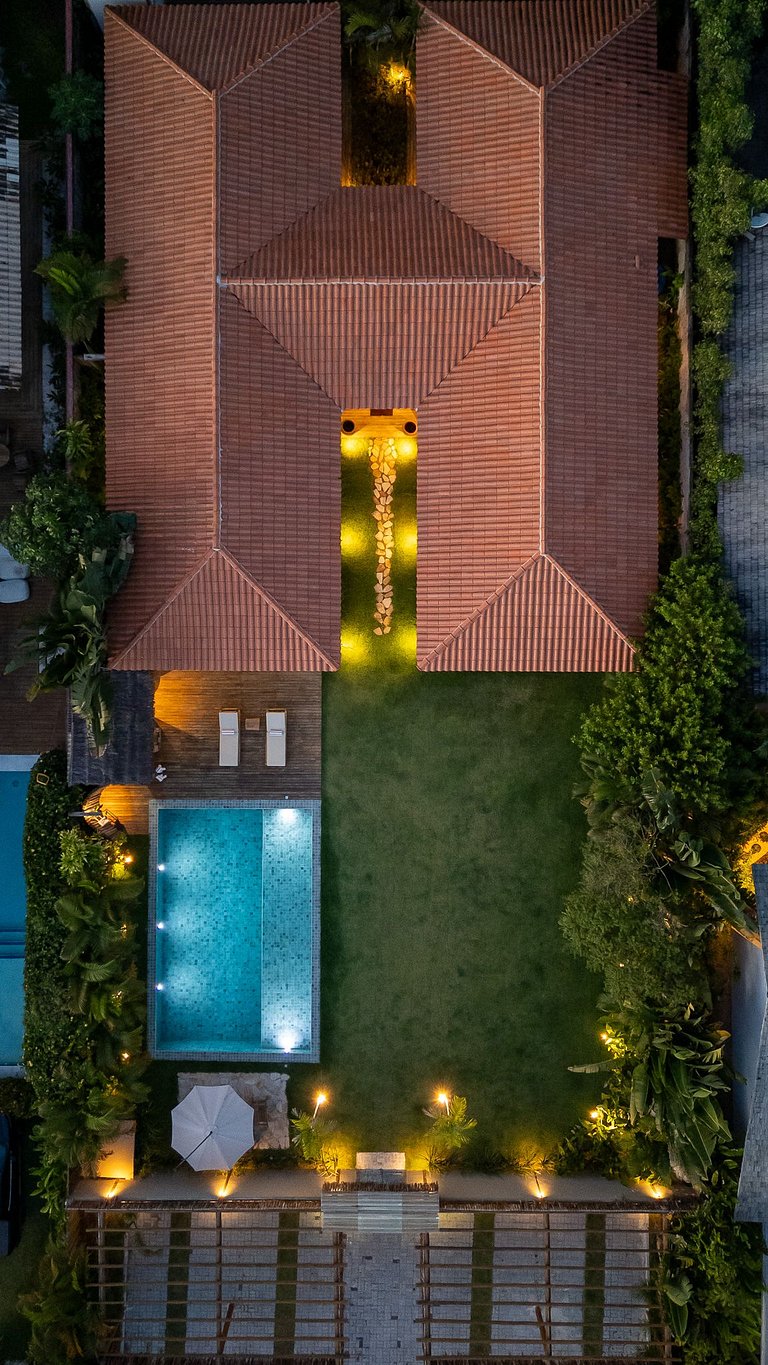 Casa Ingá Trancoso: Luxo Rústico no Condomínio Coqueiral