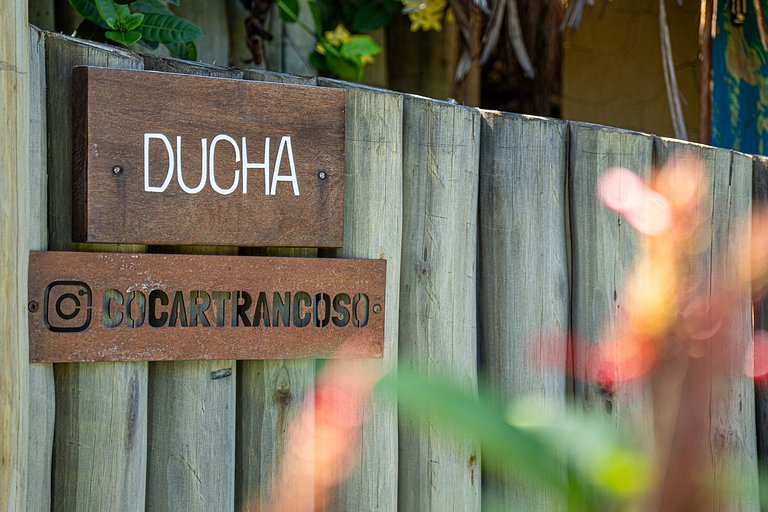 Casa Ingá Trancoso: Luxo Rústico no Condomínio Coqueiral